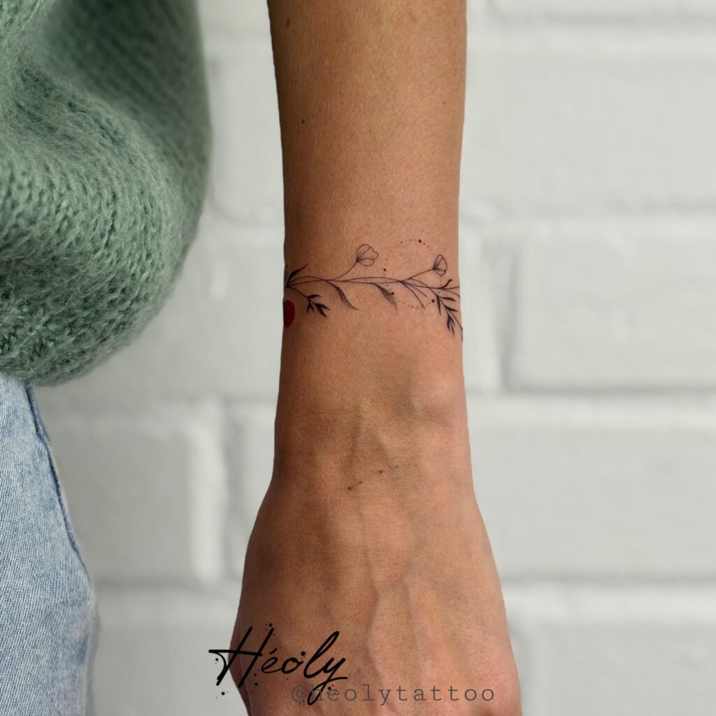 Tatouage minimaliste